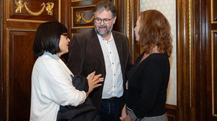 Reunión de AMPOS con la Presidenta del Congreso Francina Armengol
